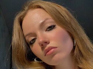 BeckyBellas livesex camshow