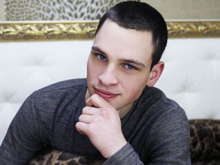 DamianHost camshow hd