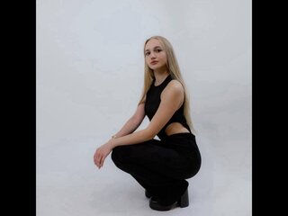 EmilyMontclaire livejasmin livejasmine